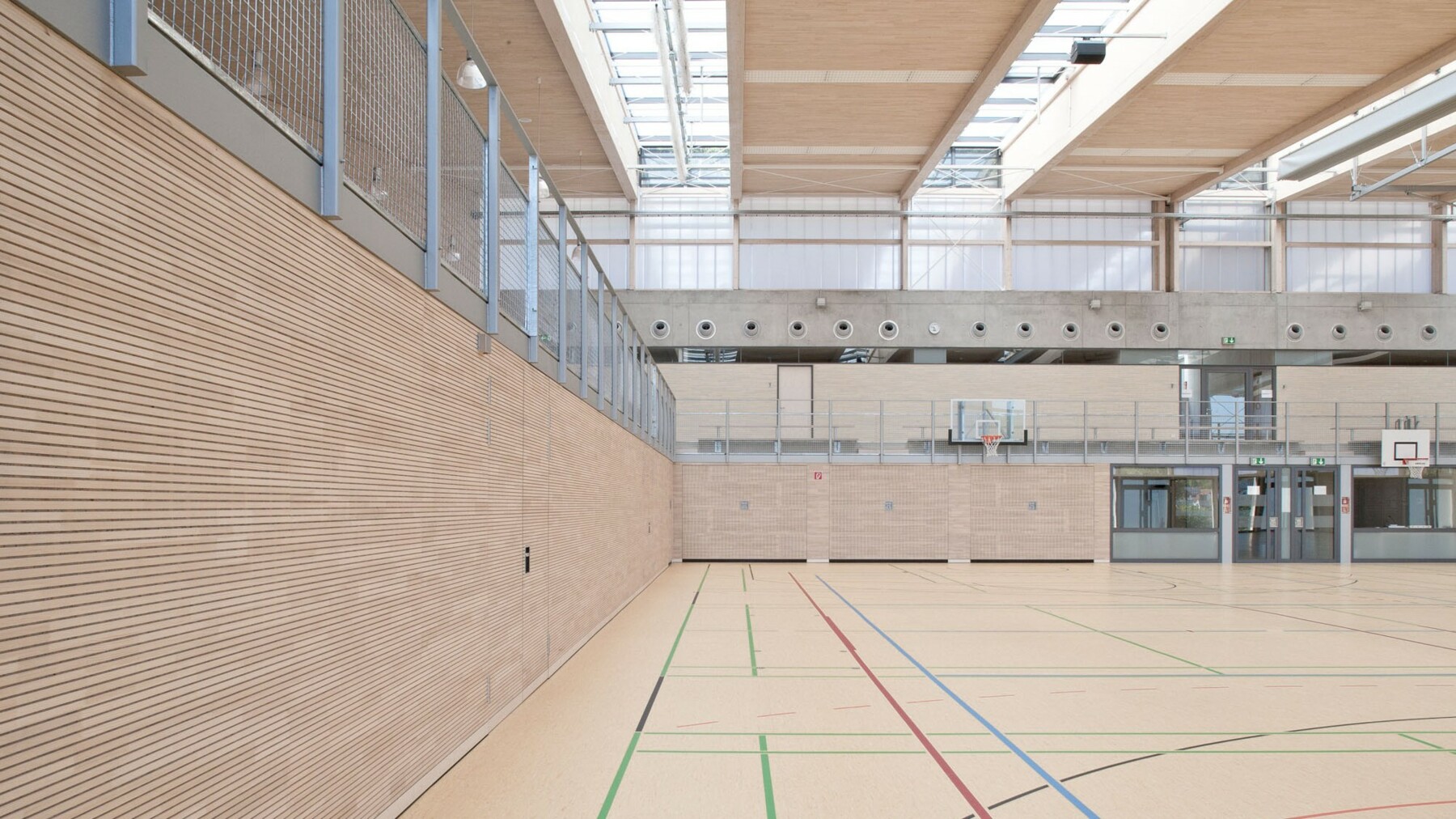 Sporthalle Eisingen | Ballwurfsichere Prallwand LIGNO® Akustik Sport