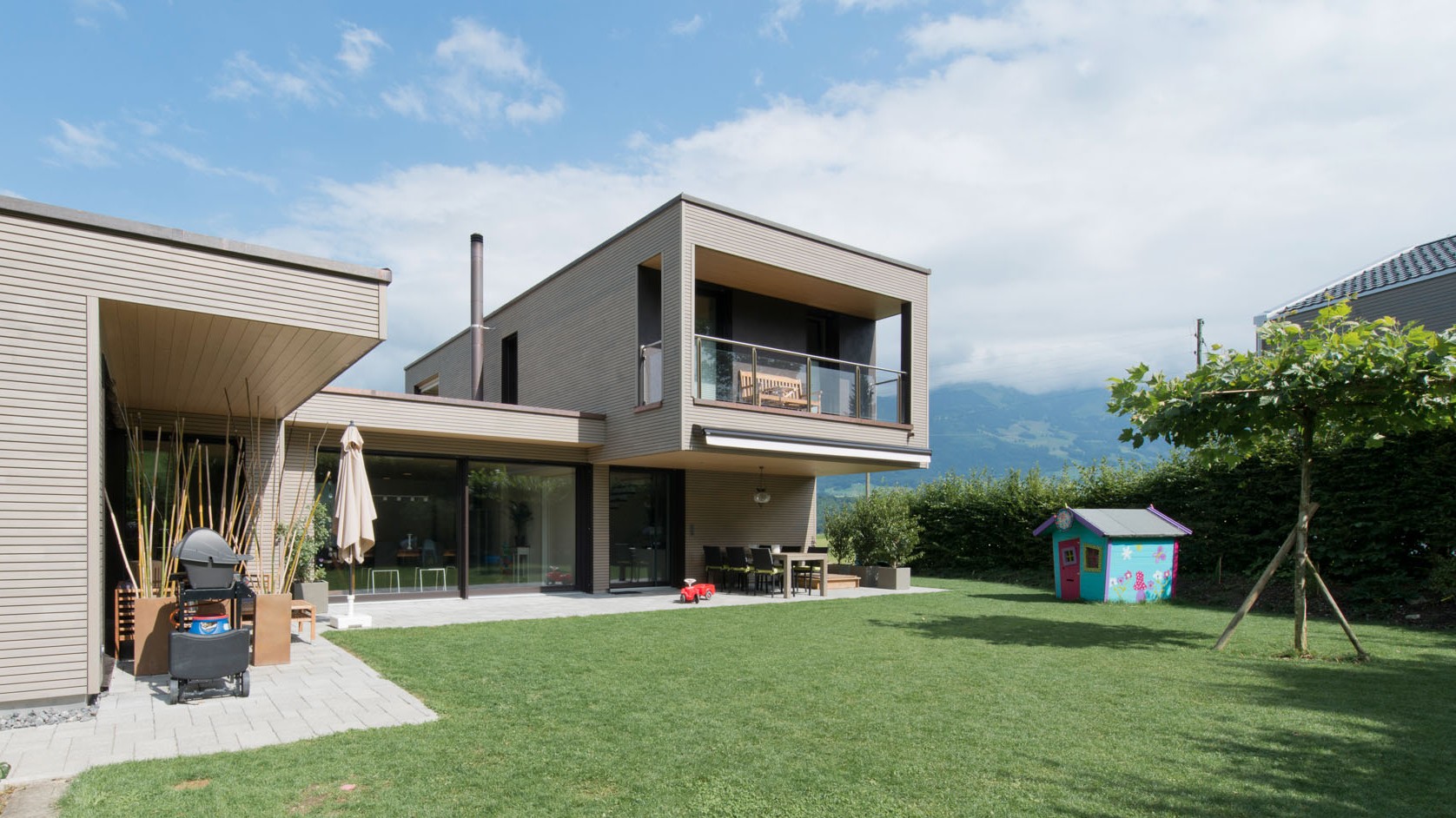 Einfamilienhaus aus einer Brettsperrholz-Konstruktion made of LIGNO® 
